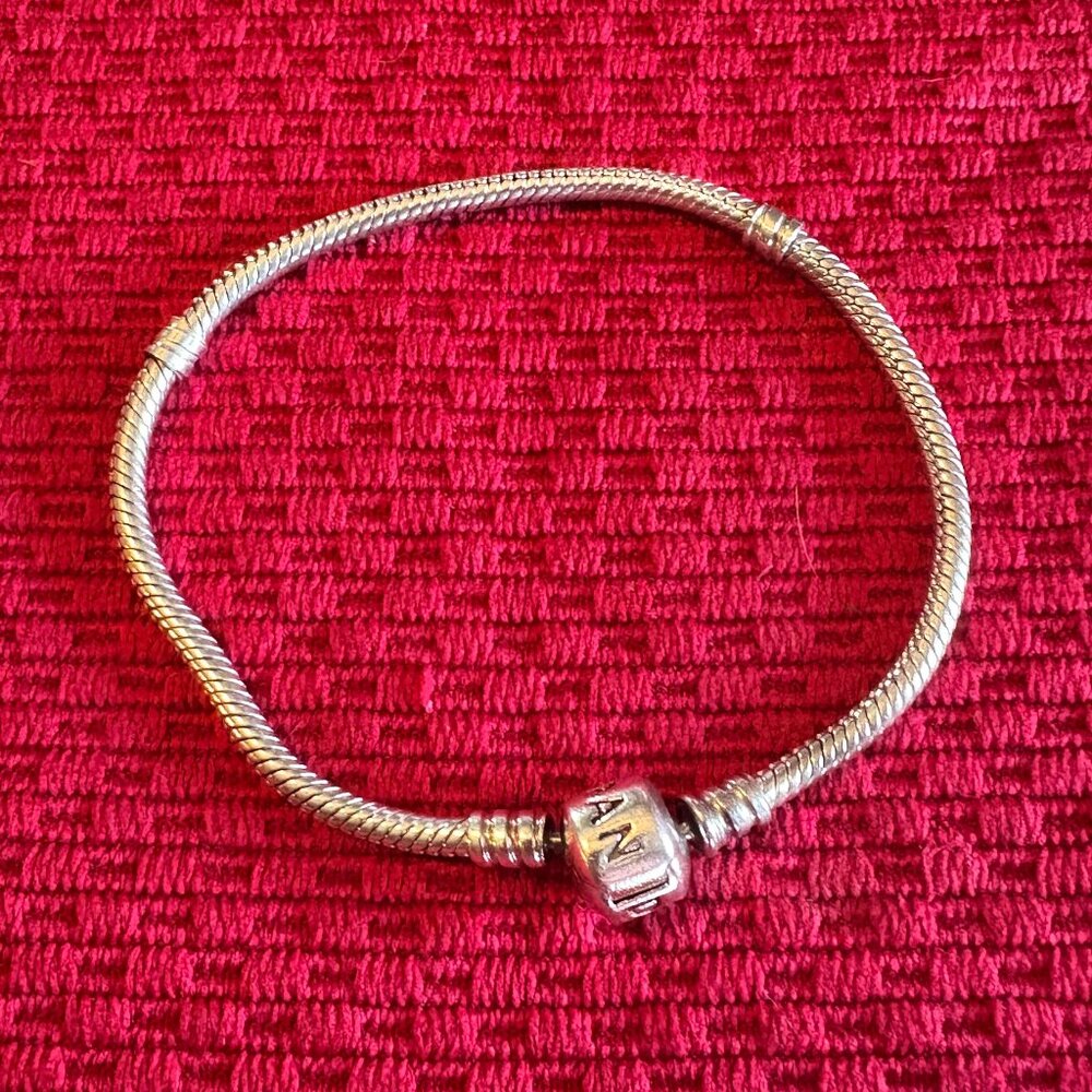 💥SOLD💥 Authentic Sterling Silver Pandora Barrel Clasp Charm Bracelet, 7-1/5"